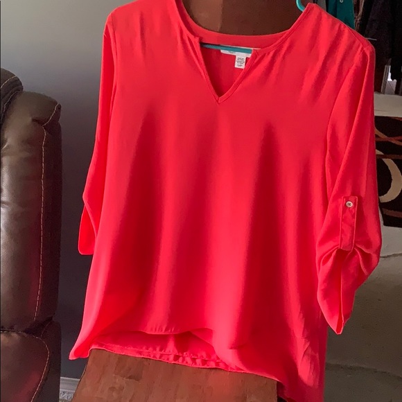 Christina B - Flowey Dress shirt - Picture 2 of 3